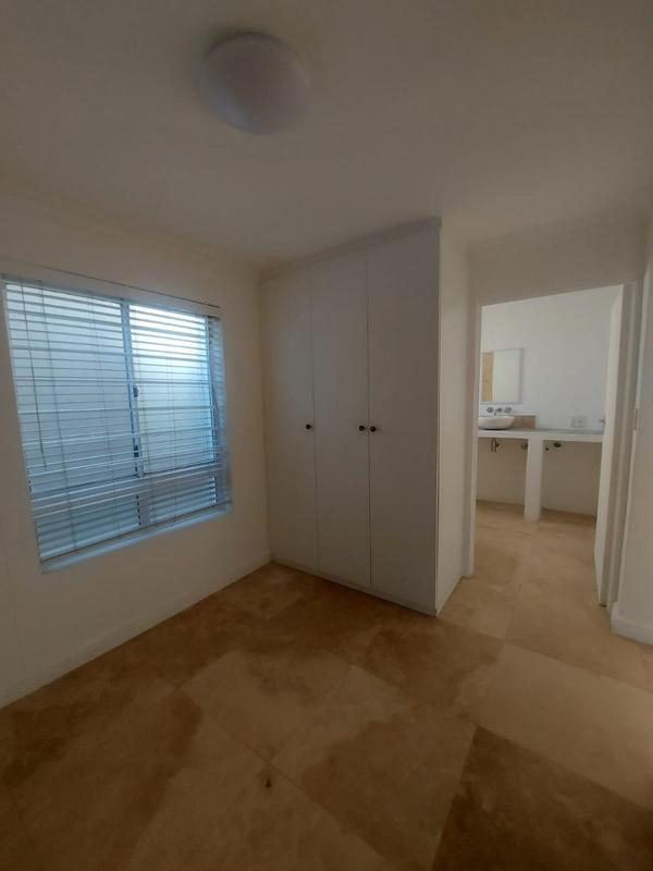 To Let 2 Bedroom Property for Rent in Lagoon Beach Western Cape